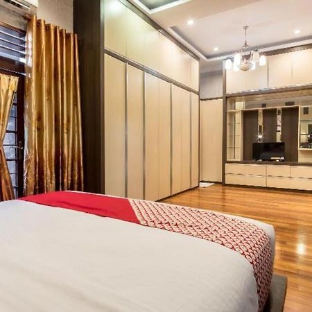 Oyo 619 Naufal Guest House Syariah 메단 외부 사진