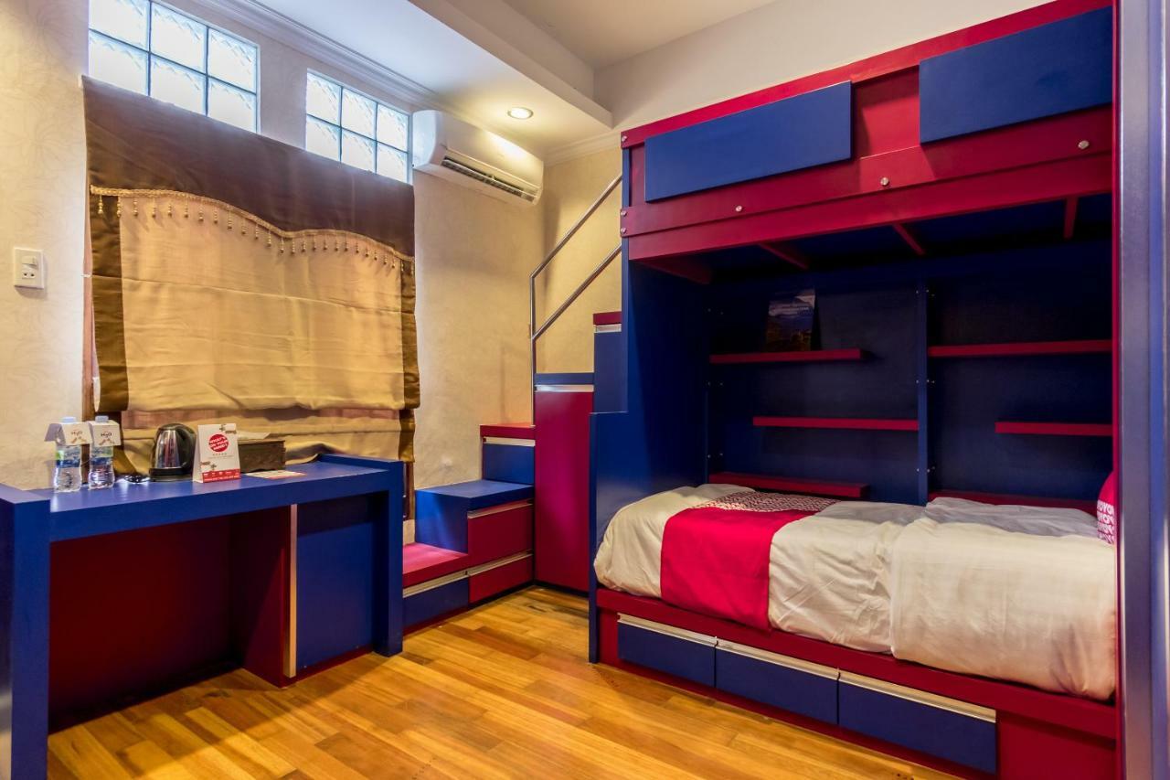 Oyo 619 Naufal Guest House Syariah 메단 외부 사진