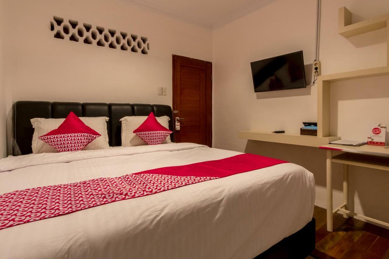 Oyo 619 Naufal Guest House Syariah 메단 외부 사진