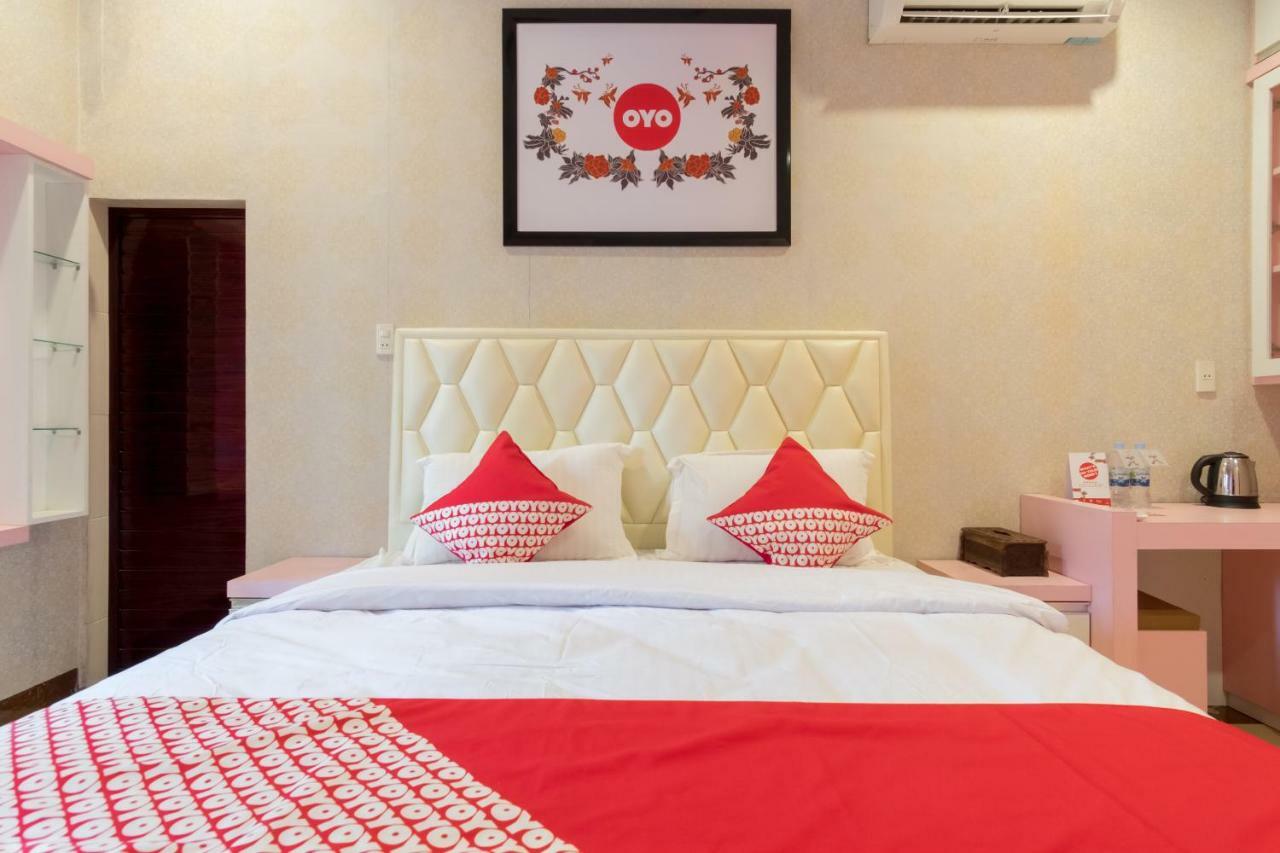 Oyo 619 Naufal Guest House Syariah 메단 외부 사진