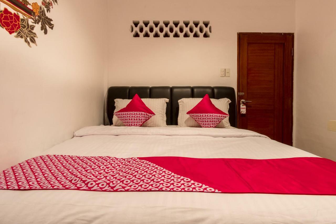 Oyo 619 Naufal Guest House Syariah 메단 외부 사진